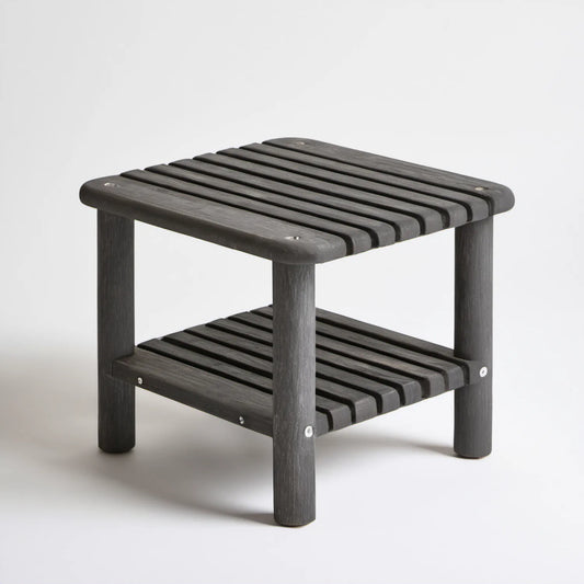 Czarny stolik boczny z HDPE z dolną półką 45 x 45 x 50 cm